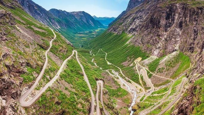 Things to do in Norway - The Road of Trolls