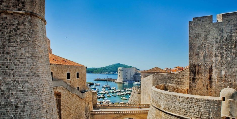 Things to do in Dubrovnik - city walls