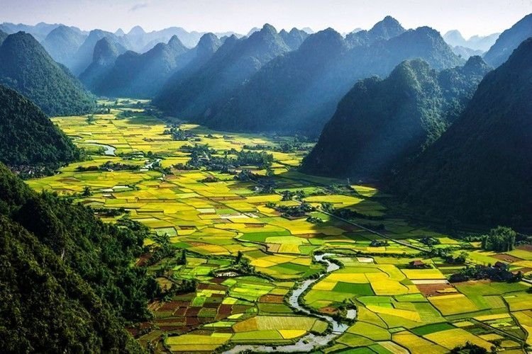 Vietnam tours - beautiful landscapes