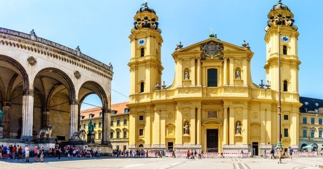 Things to do in Munich - Odeonsplatz