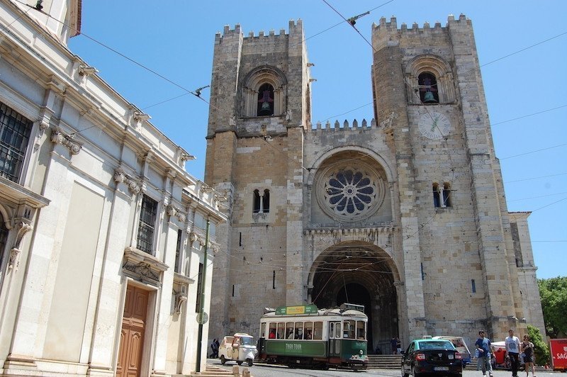 Things to do in Lisbon - the Cathedral