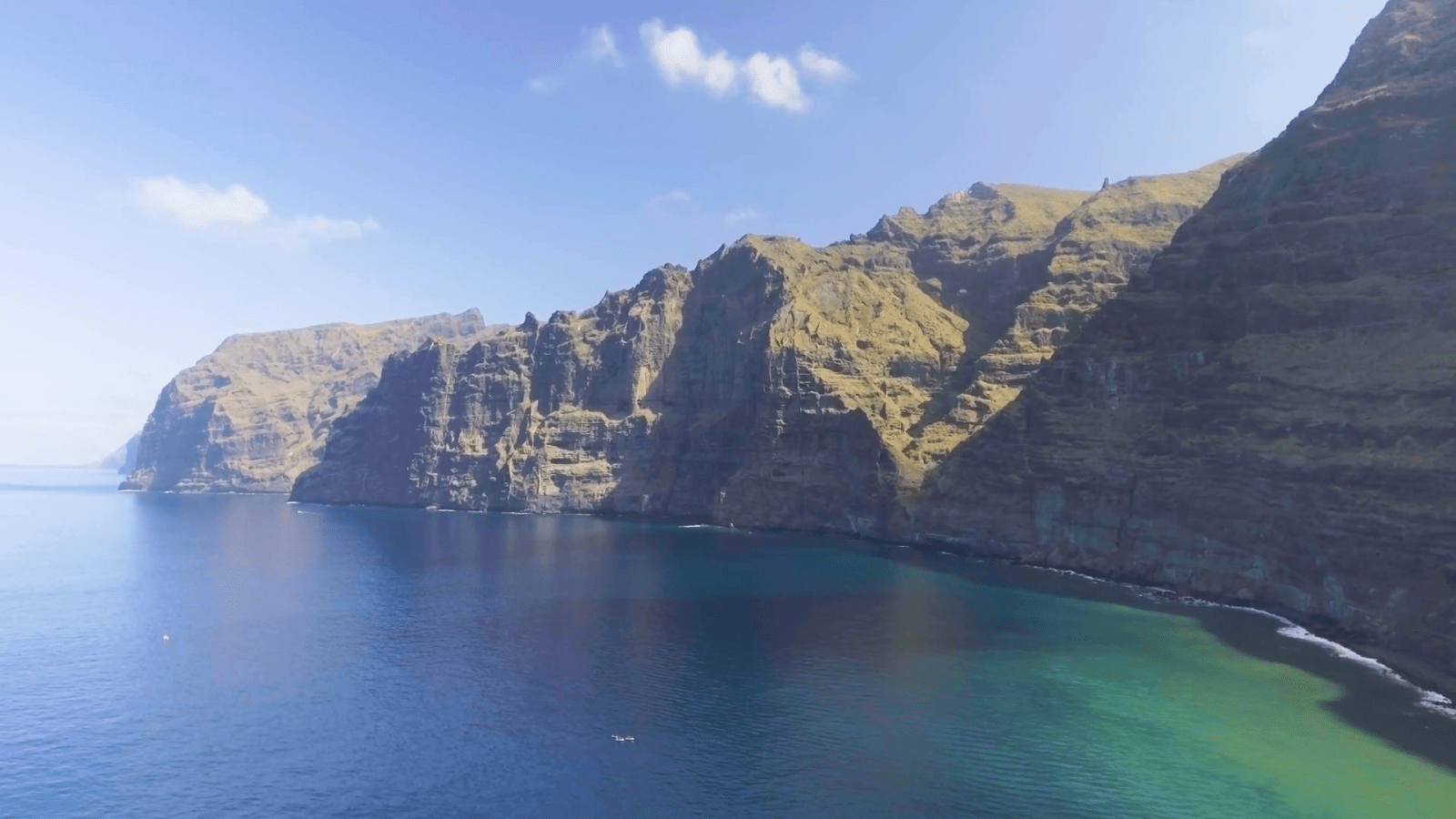Attractions in Tenerife - Los Gigantes cliffs