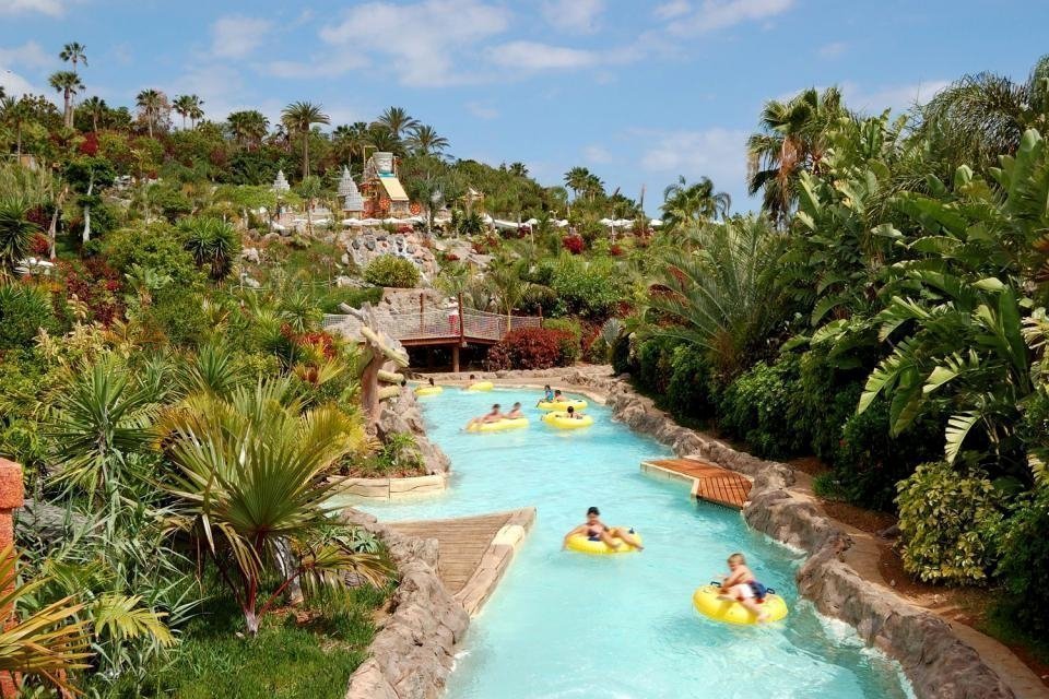 Costa Adeje weather is practically always perfect to pass the time in amazing Siam Park